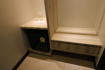 Mini-Refrigerator