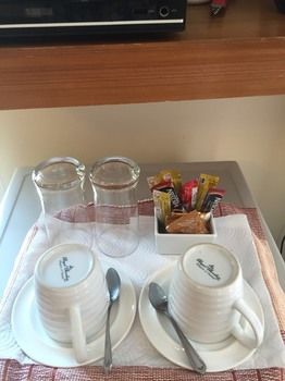 Room Service - Dining