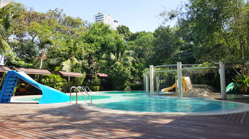 Childrens Pool