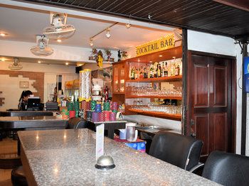 Hotel Bar
