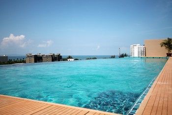 Beach/Ocean View