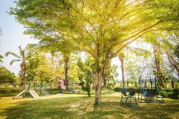 Childrens Play Area - Outdoor