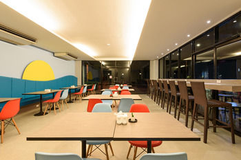 Snack Bar