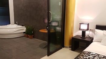 Jetted Tub