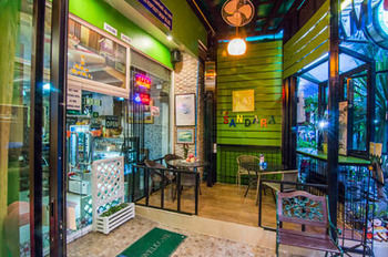 Coffee Shop
