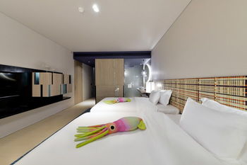 Guestroom