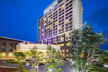 Hotel Front - Evening/Night