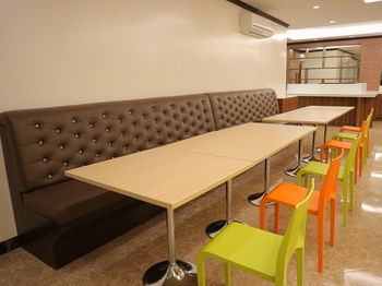 Food Court