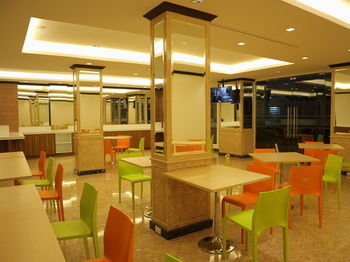 Food Court