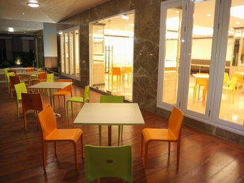 Food Court