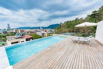 Rooftop Pool