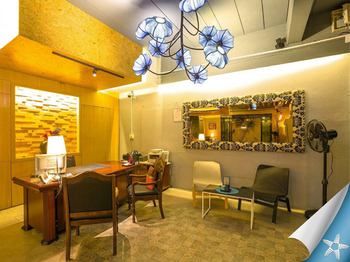 Concierge Desk