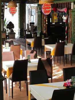 Hotel Bar