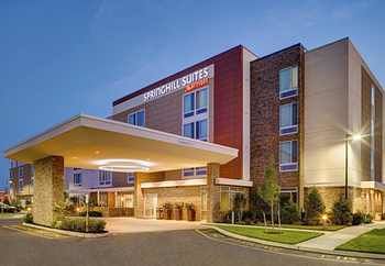 卡爾普雷斯花園市萬豪春季山丘套房飯店 Springhill Suites by Marriott Carle Place Garden City