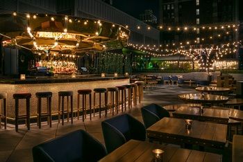 Hotel Bar