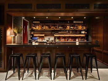 Hotel Bar