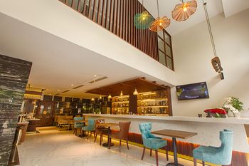 Hotel Lounge