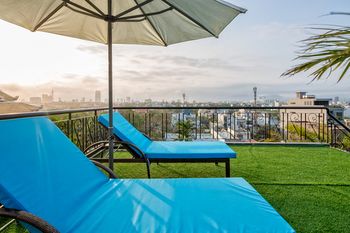 Rooftop Pool