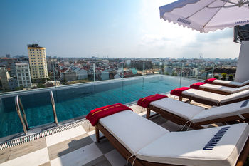 Sundeck