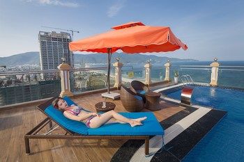 Sundeck