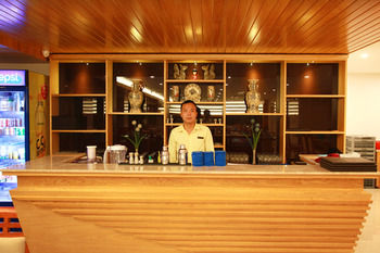 Hotel Bar