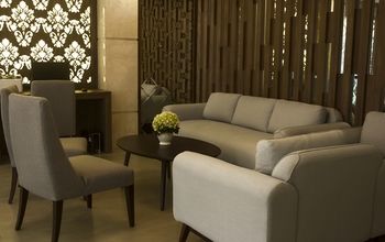 Hotel Lounge