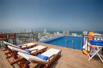 Rooftop Pool