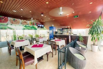 Poolside Bar