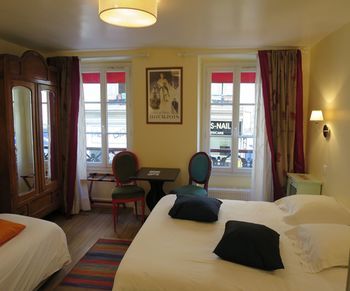 Guestroom