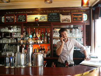 Hotel Bar