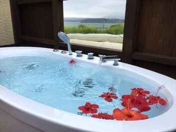 Jetted Tub