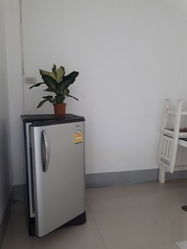 Mini-Refrigerator