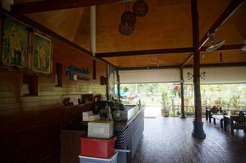 Check-in/Check-out Kiosk