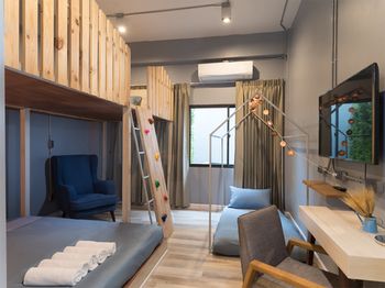 Guestroom
