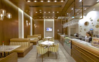 Hotel Lounge